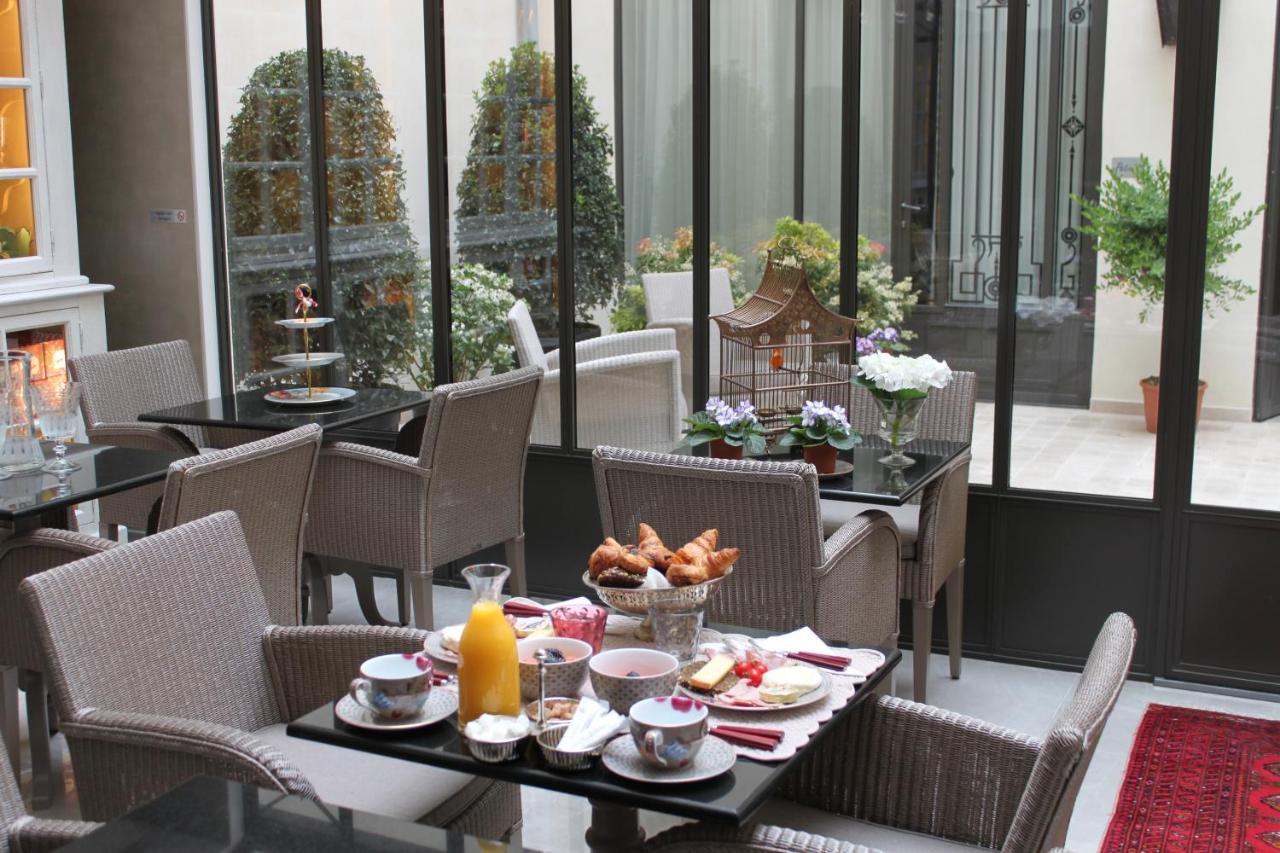 hjem i paris dining2