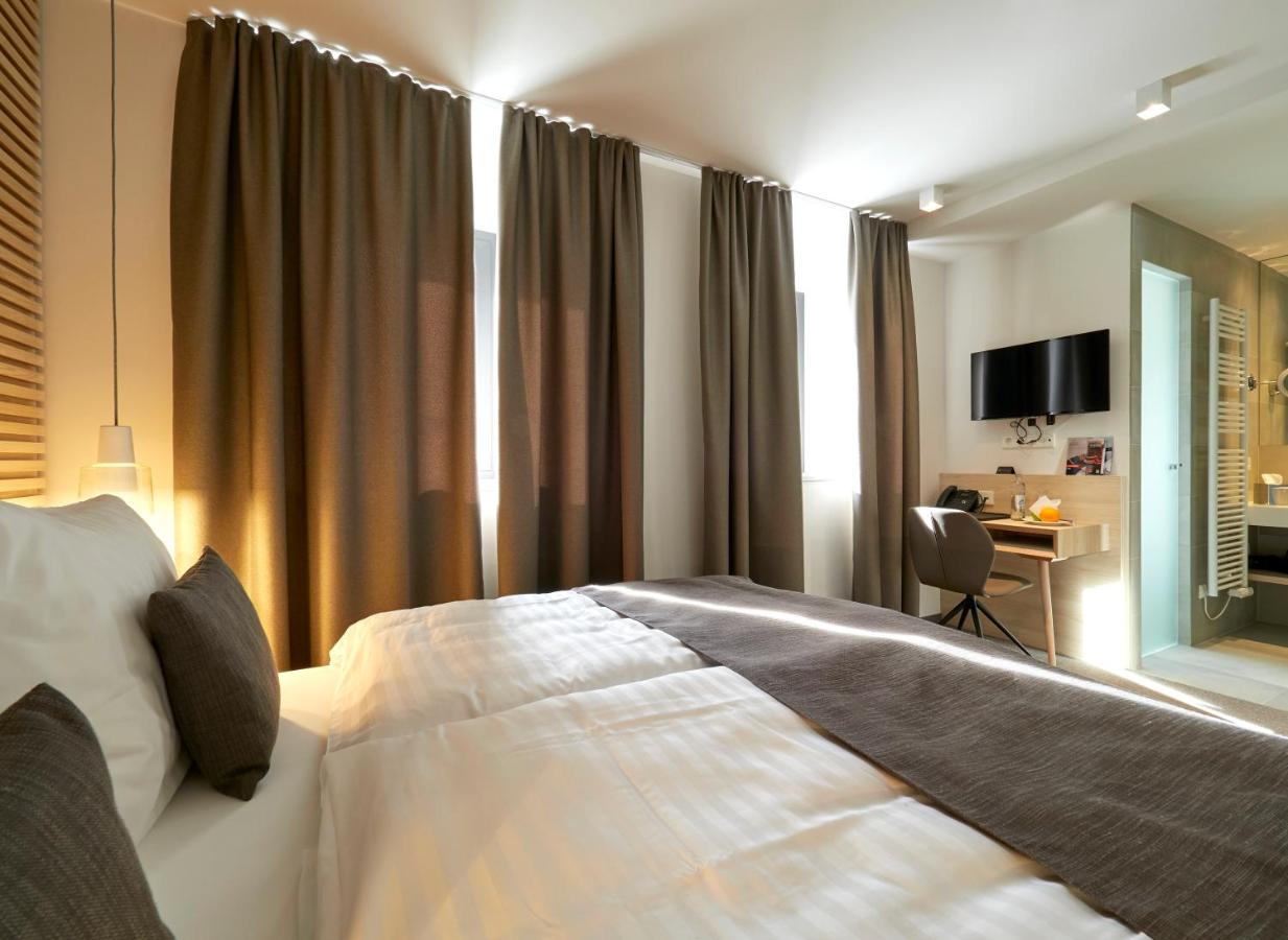 hostellerie stafelter walferdange luxemburg bed