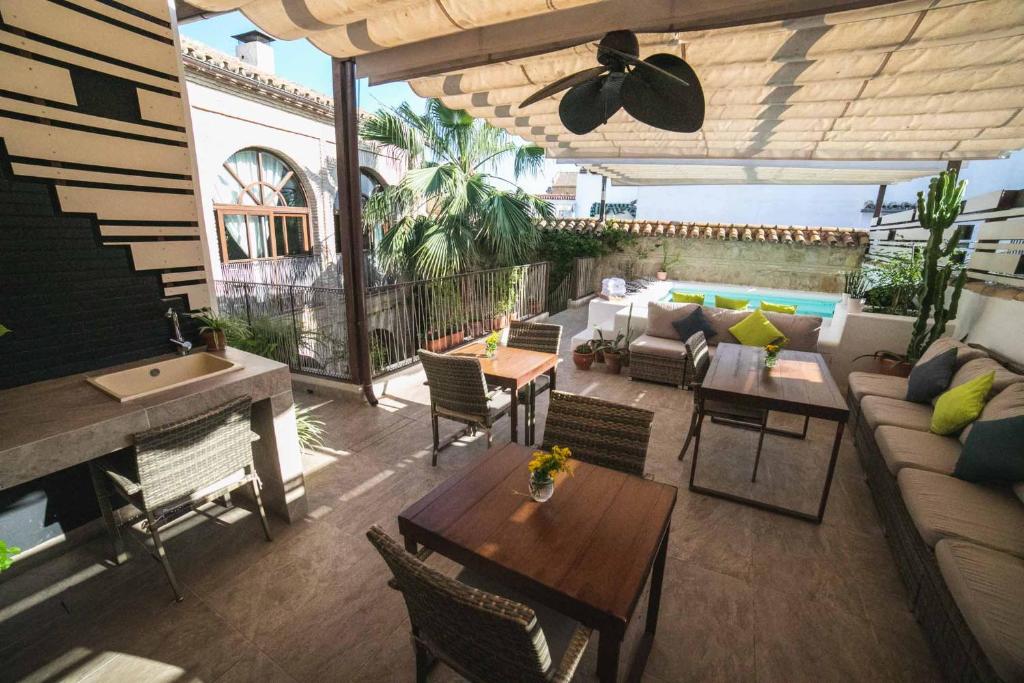 hotel boutique patio del posadero cordoba tenerife tagterrasse