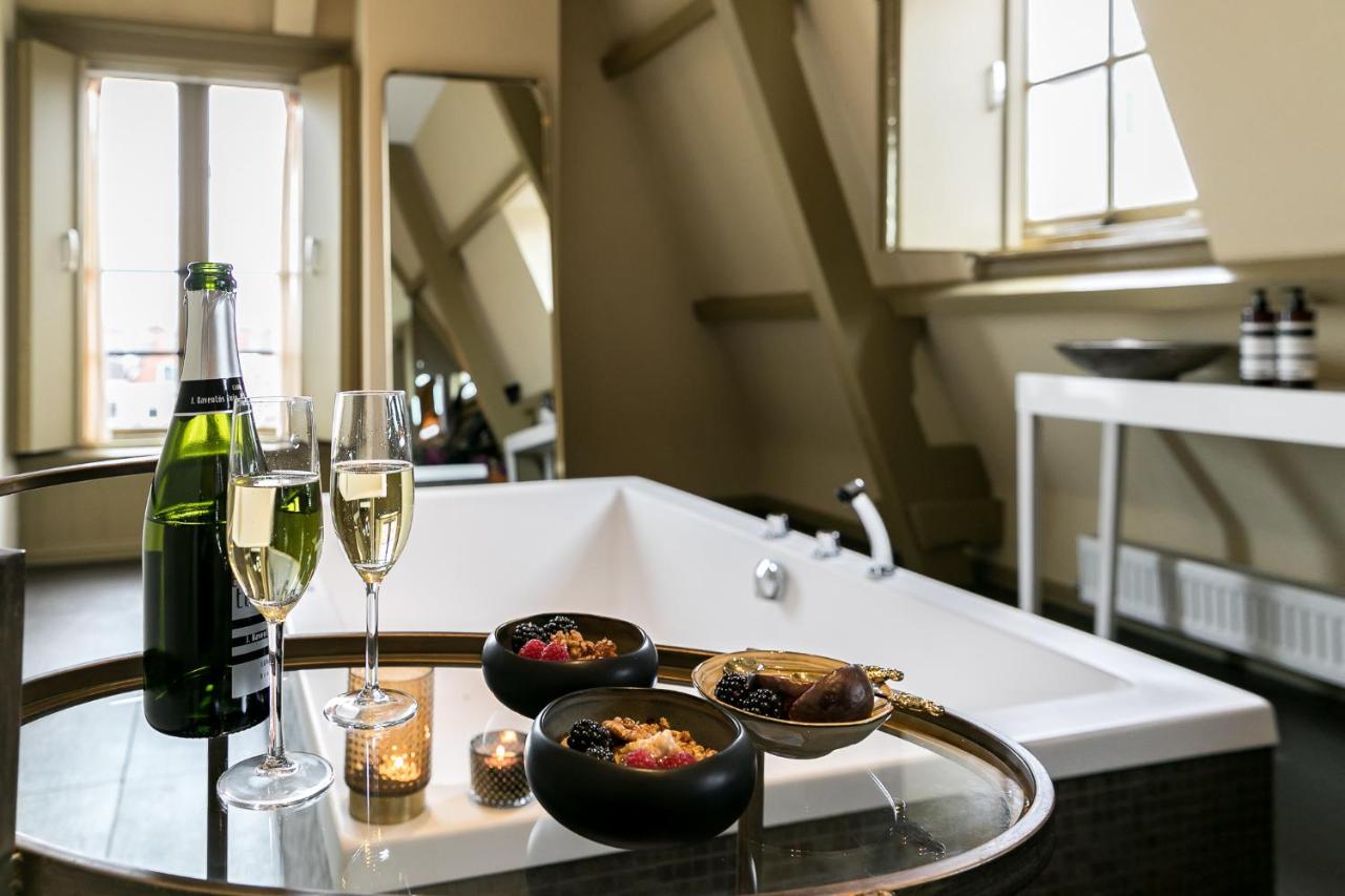 hotel brasss hotel suites haarlem borrel