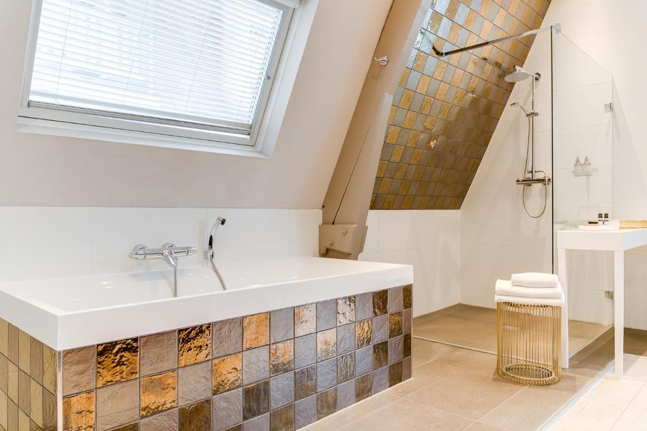 hotel brasss hotelsuites haarlem tub