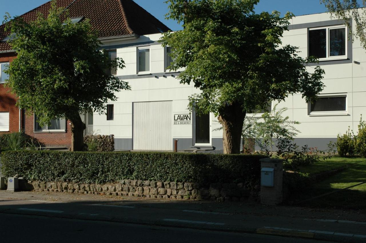 hotel lavan lowen gebouw