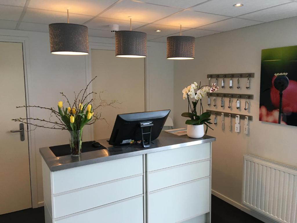 hotel posthuys vlieland vlieland waden islands 2