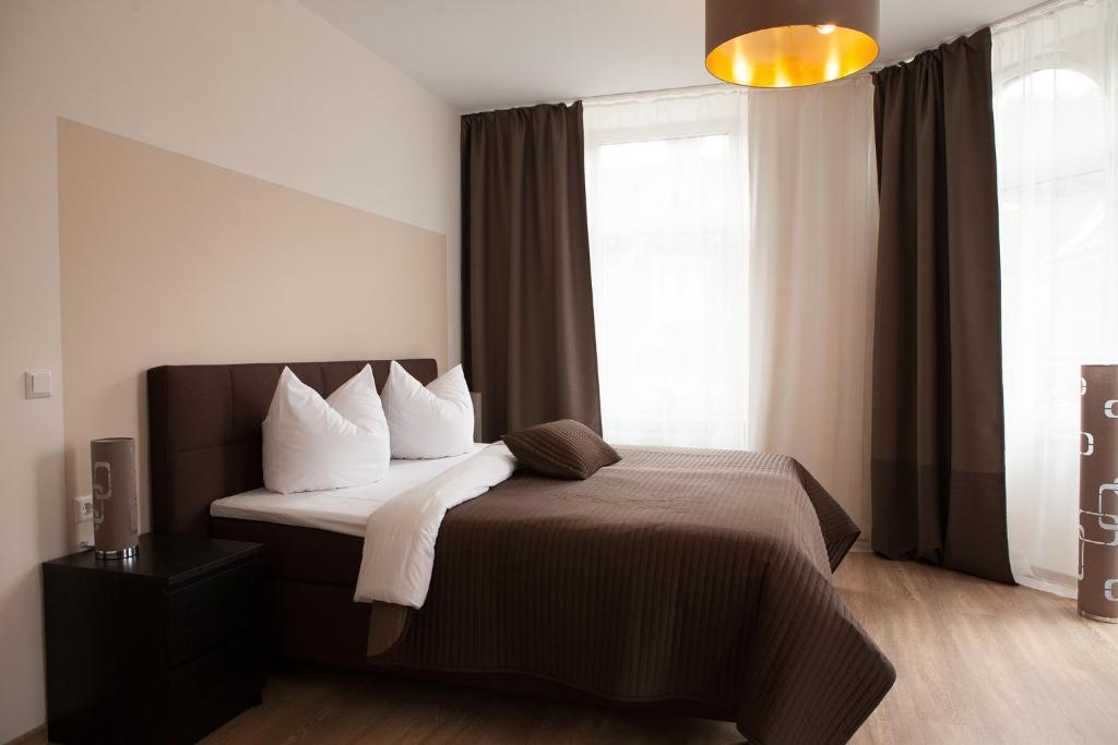 hotel ravene cochem mosel duitsland slaapkamer2