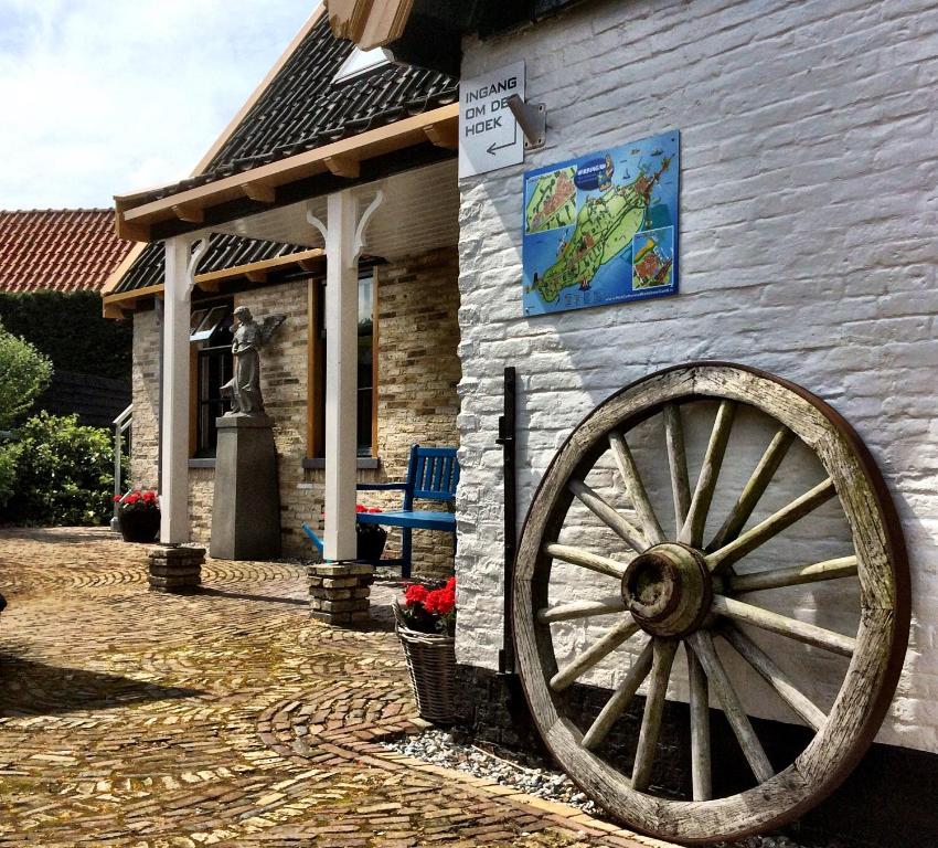 hotel vest- inn hippolytushoef north holland