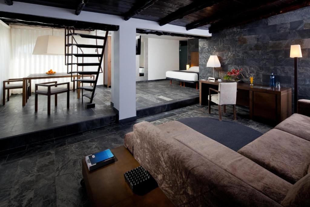 hotel boetiek ses pitreras port d'es torrent ibiza appartement