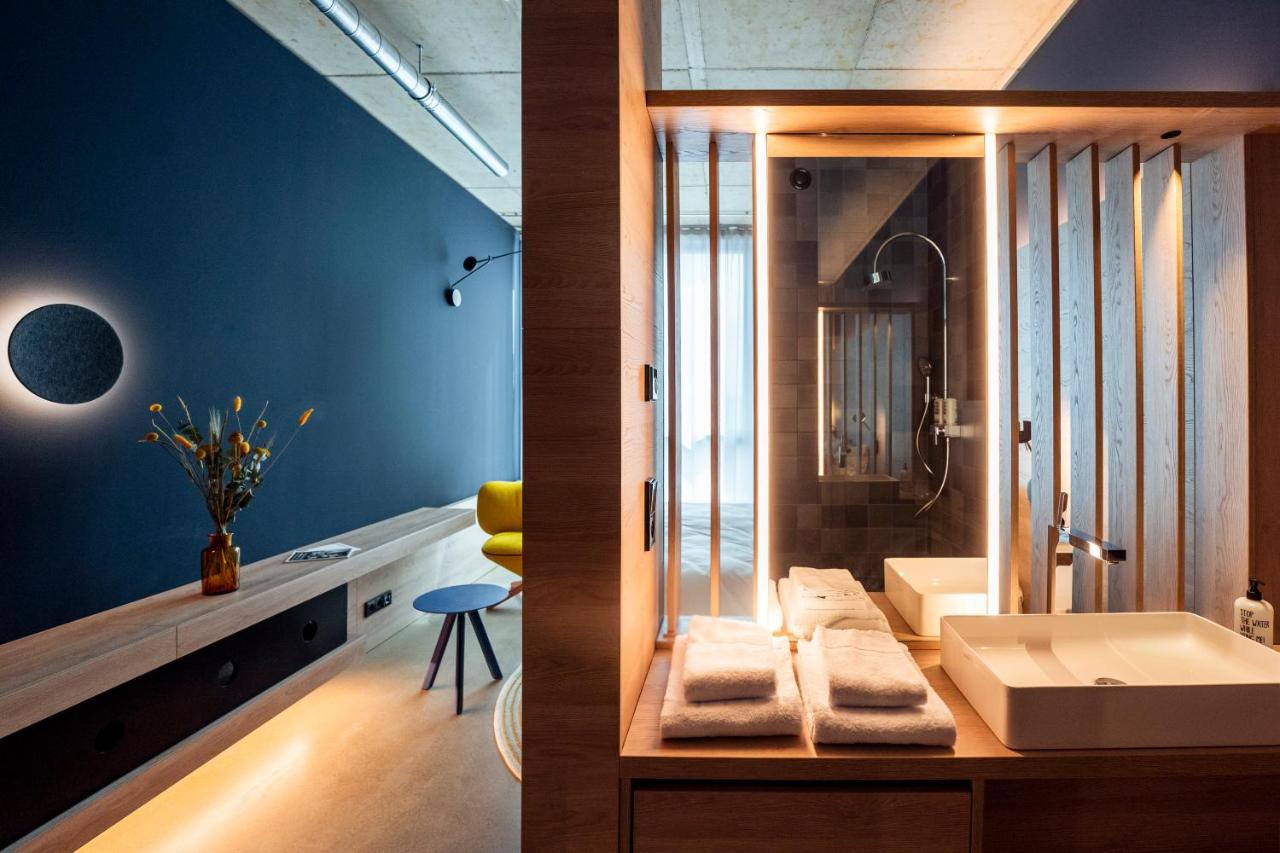 koncept hotel josefine cologne köln indoor