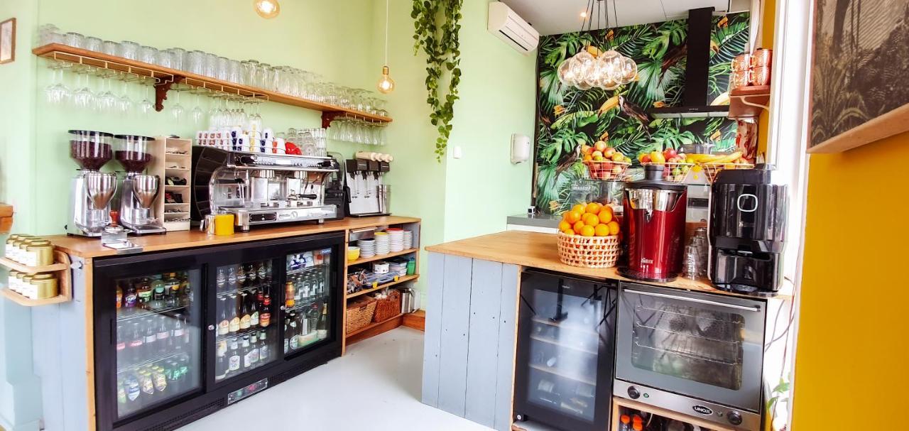hotel anne clear joure friesland pantry