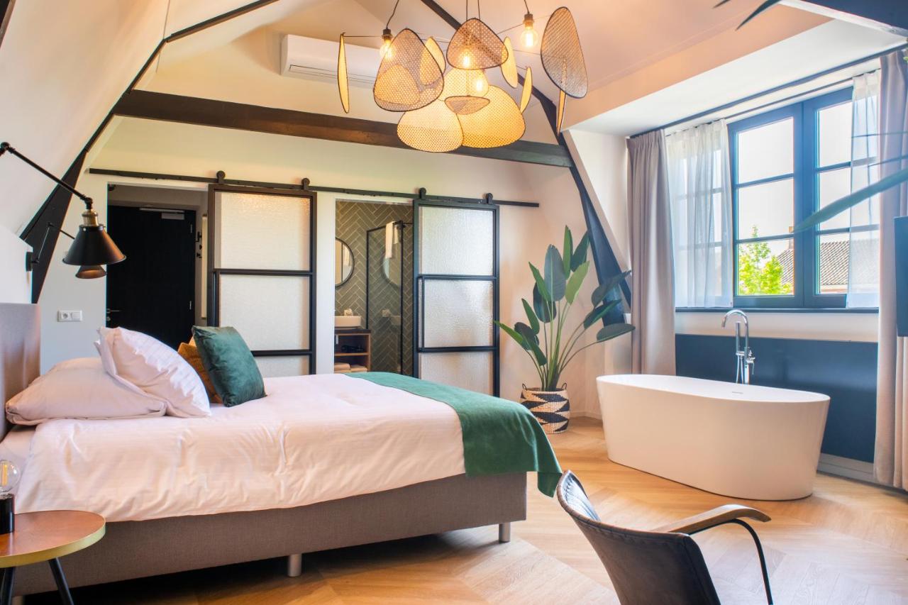 hotel van der mee dokkum friesland slaapkamer