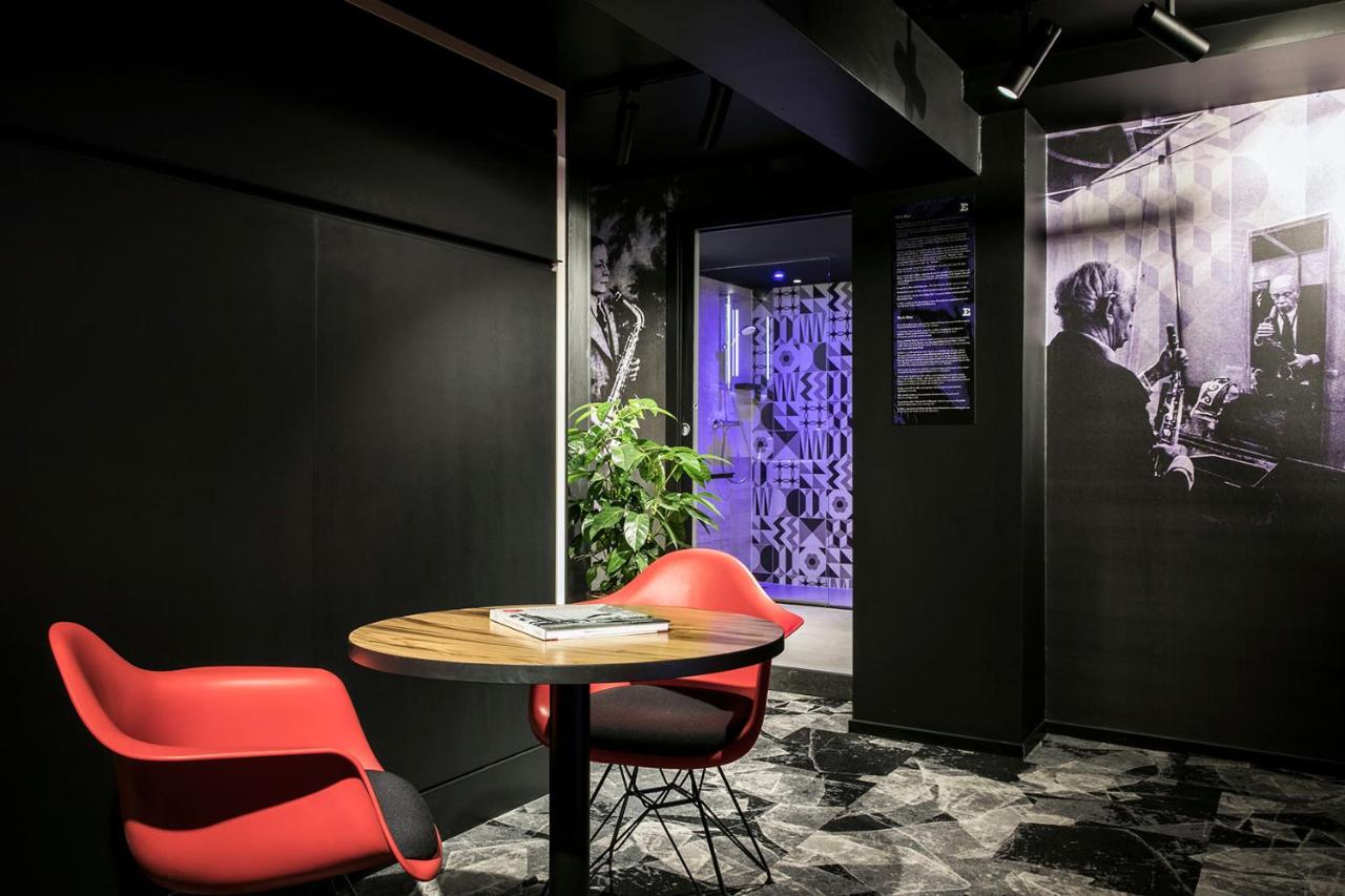 hotel savoy hotel rotterdam rotterdam stol