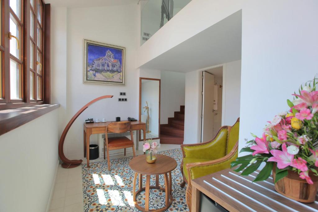 anahita boetiekhotel Malaga lobby