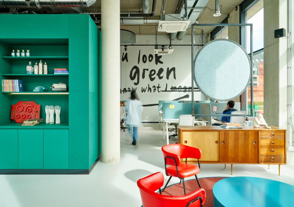 the social hub delft lobby