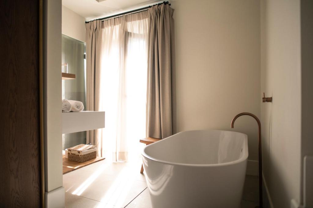 legado magdalena hotel sevilla bad